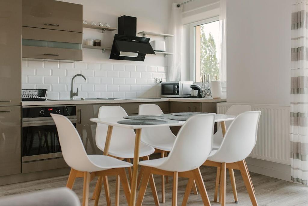 Apartament Z Widokiem-Blizej Zdroju Polanica-Zdroj Bagian luar foto