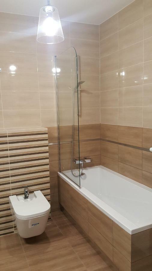 Apartament Z Widokiem-Blizej Zdroju Polanica-Zdroj Bagian luar foto